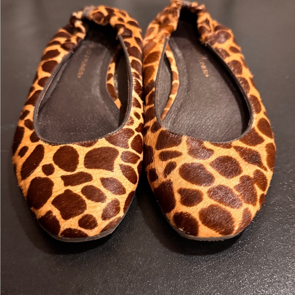 Donald J. Pliner giraffe print calf hair Brown 7.5 ballet flats loafers